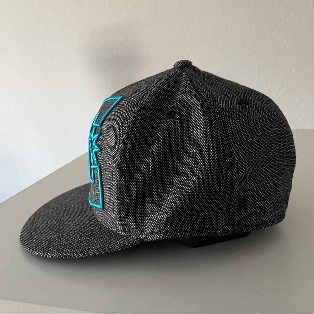 Baseball hat - Picture 2 of 4